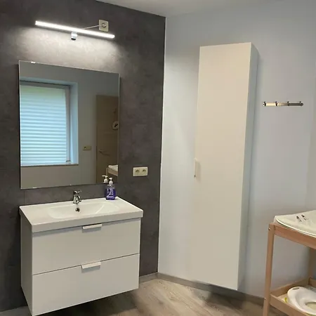 L'evasion Nyaraló *